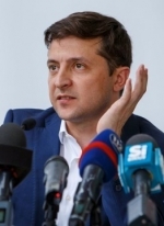 Zelensky talks to Putin by phone