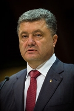 Poroshenko arrives at Kyiv's Pechersky court for hearing on restraint measure