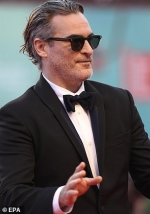 Joaquin Phoenix did NOT 'refer' to the likes of Heath Ledger or Jared Leto's
