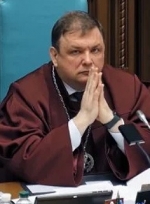Shevchuk reinstated as chairman of Ukraine's Constitutional Court