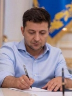 Zelensky fires heads of eight district state administrations