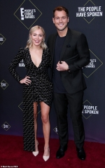 Colton Underwood and Cassie Randolph kiss on red carpet