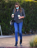Caitlyn Jenner cuts a chic figure as she kicks off the week by fetching coffee