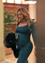 Pregnant Beyoncé flaunts her bump in teal bodycon dress to leave Weinstein