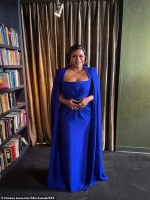 Mindy Kaling dazzles in cobalt-blue Alex Perry gown to present at 27th Annual SAG Awards