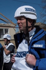 OSCE observers record shelling from center of Donetsk and Debaltseve