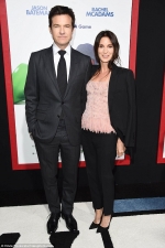 Jason Bateman steps out with wife Amanda Anka for Game Night premiere...