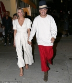 Ashlee Simpson and Evan Ross step out in coordinating outfits while