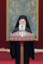 Ecumenical Patriarchate starts considering autocephaly for Ukrainian Orthodox Church
