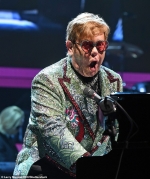 Elton John postpones Orlando, Florida gig with ear infection just