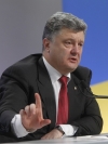Poroshenko calls on Merkel to increase pressure on Russia to release Ukrainian hostages