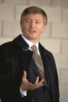 Akhmetov enters Bloomberg Billionaires Index