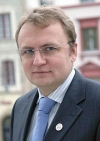 Bloc of Petro Poroshenko faction calls on Lviv Mayor Sadovyi to resign